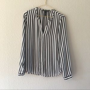 Flowy blouse striped