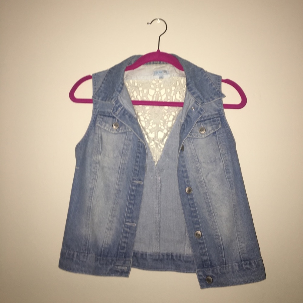 Denim vest with a lace back