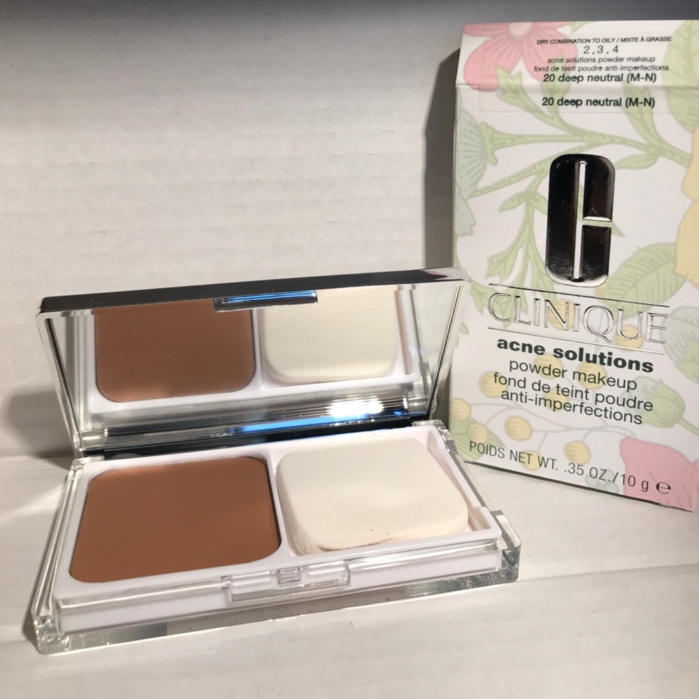 Clinique Ace Solutions Powder Makeup20deep neutral