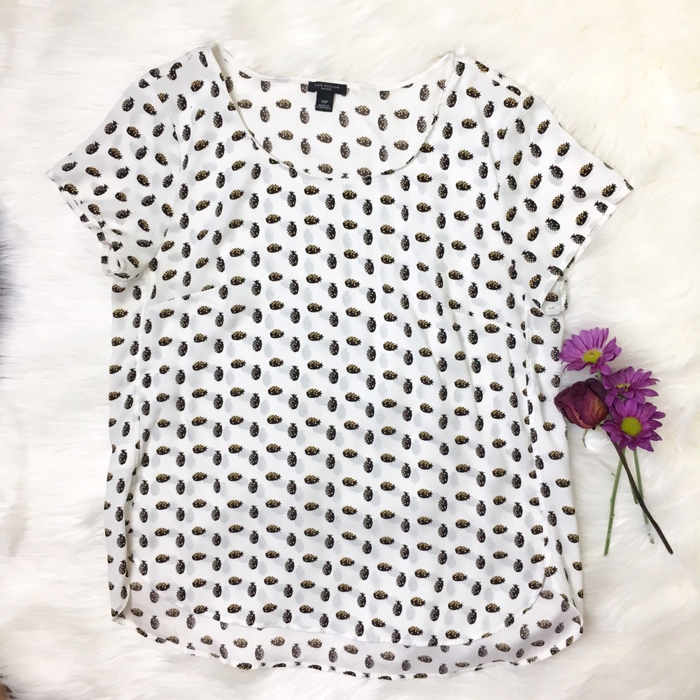 Ann Taylor pineapple print blouse ๐ - Picture 1 of 7