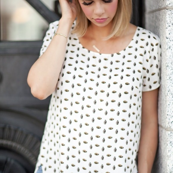 Ann Taylor pineapple print blouse 🍍 - Picture 4 of 7