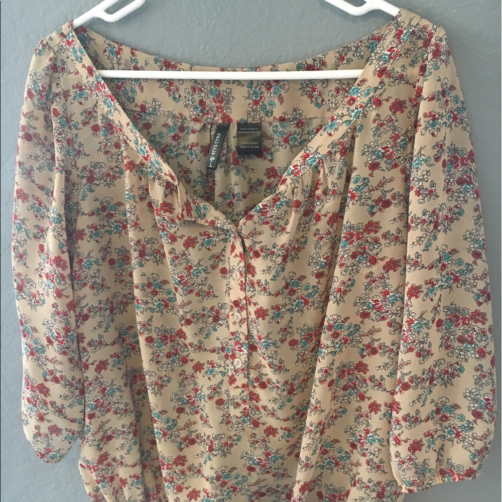 Full Tilt peasant top
