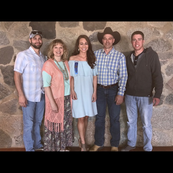 Hi! I'm Heidi. - Picture 5 of 8