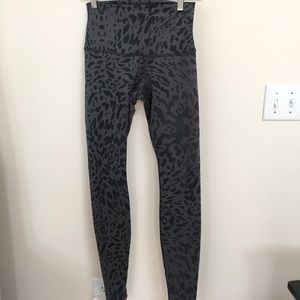 Lululemon Wunder Under Animal Swirl