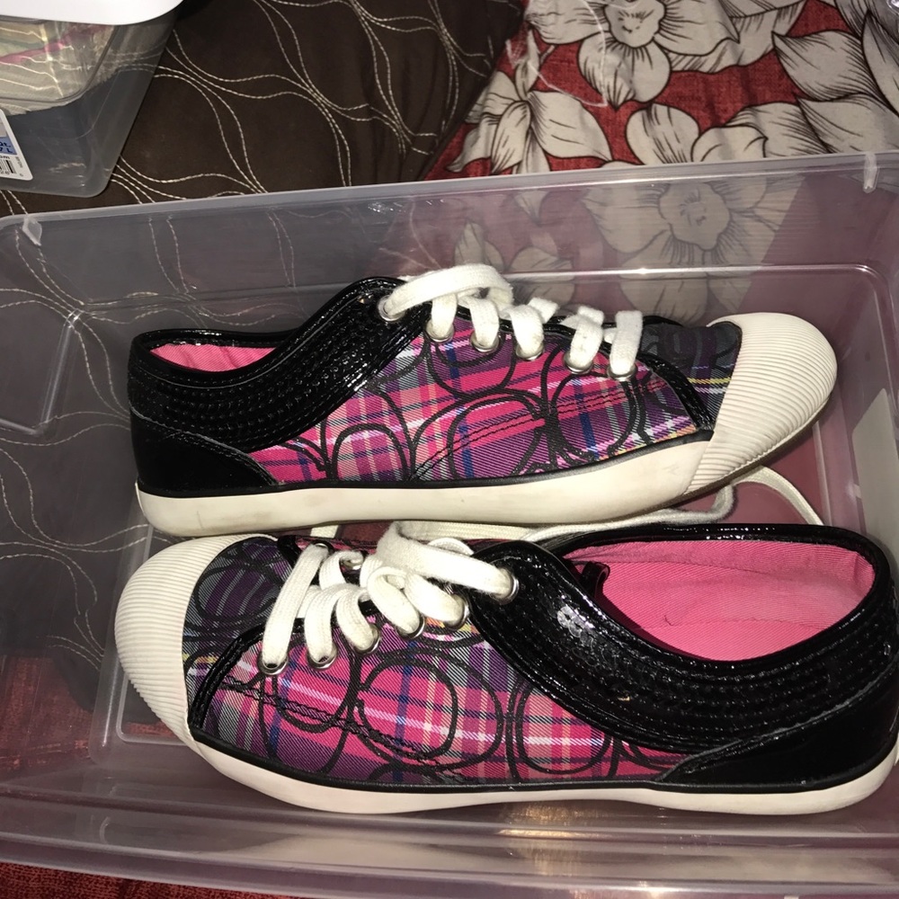 Size 7.5  Coach Sneakers *USED*