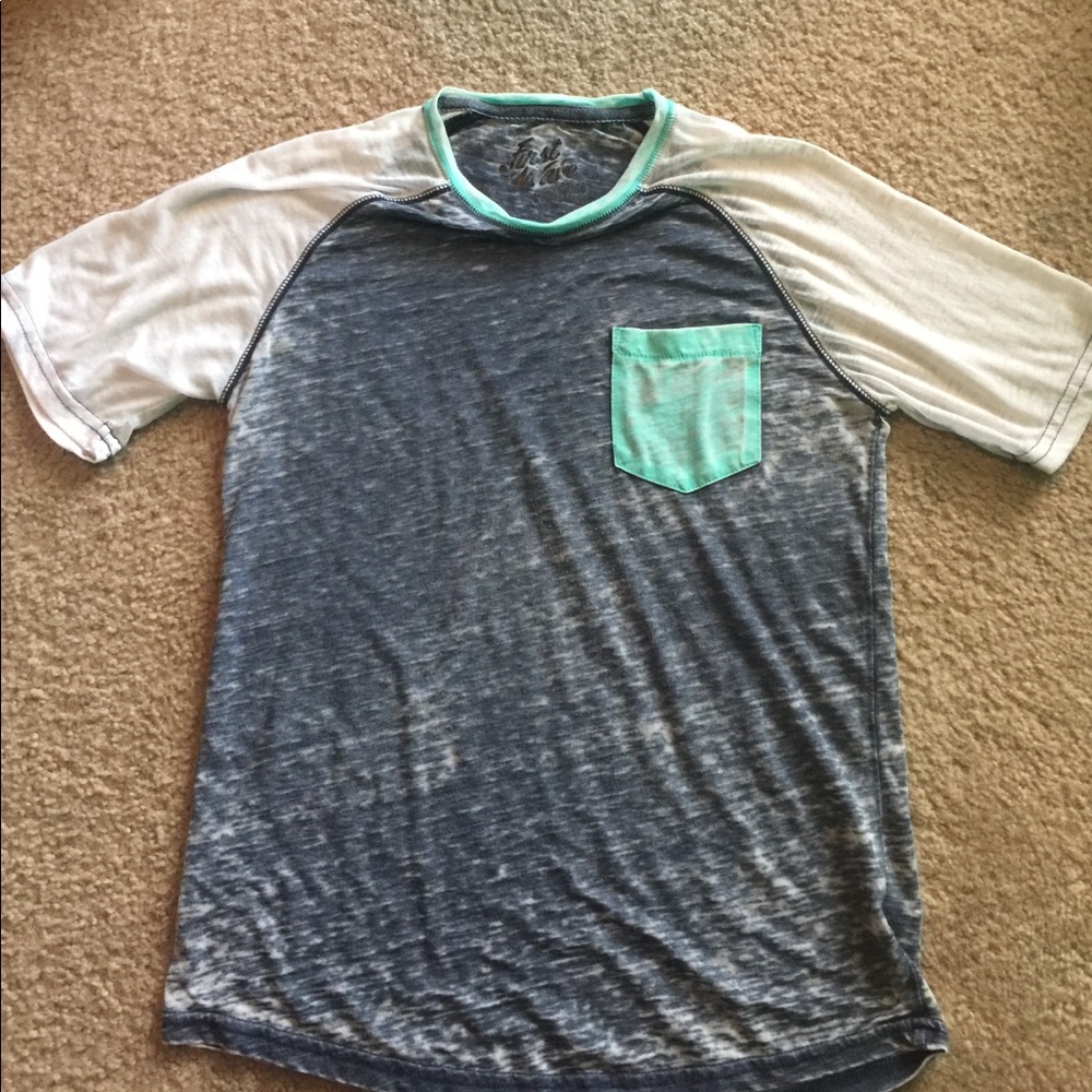 🎮Boys burn out baseball style tee⚾️