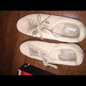 Suede Pumas
