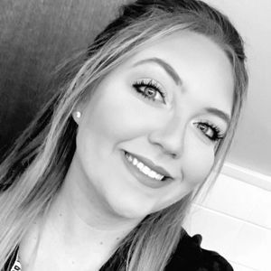 Meet your Posher, Brianna