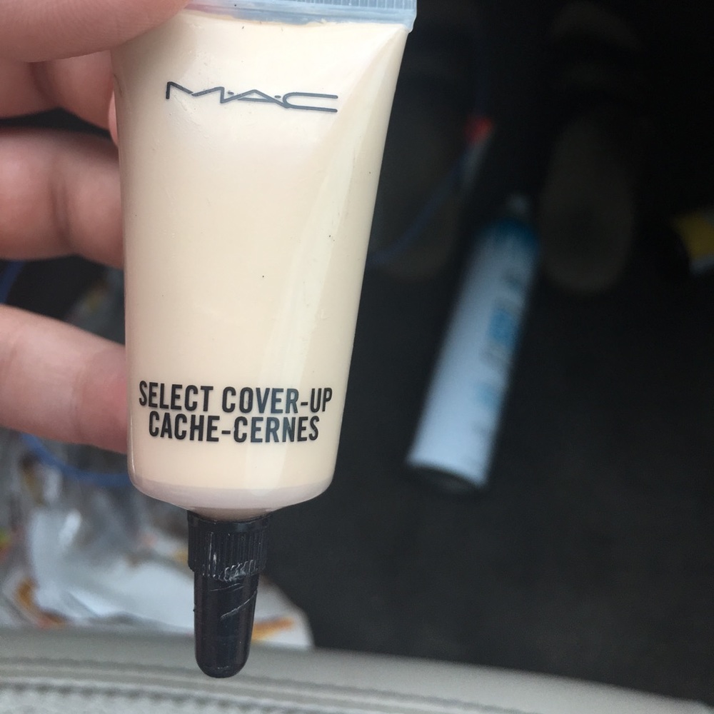 mac concealer
