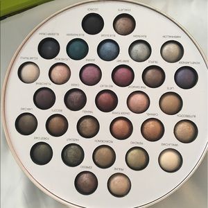 Laura Geller 31 days of Holiday Eyeshadow Palette