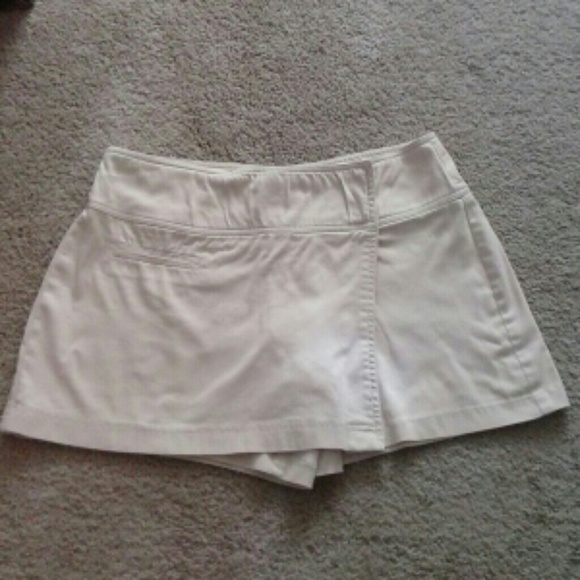 Cache Skort Short - Picture 3 of 4