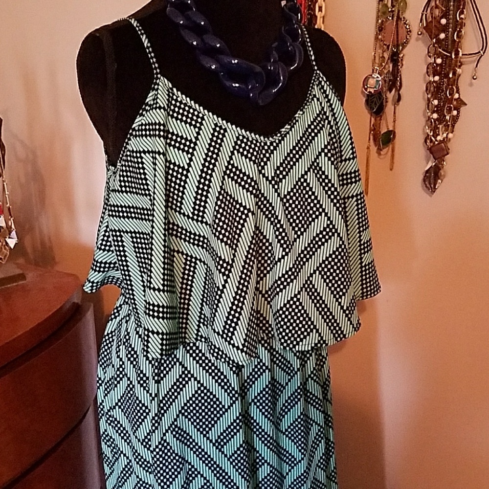 Sage geo maxi dress