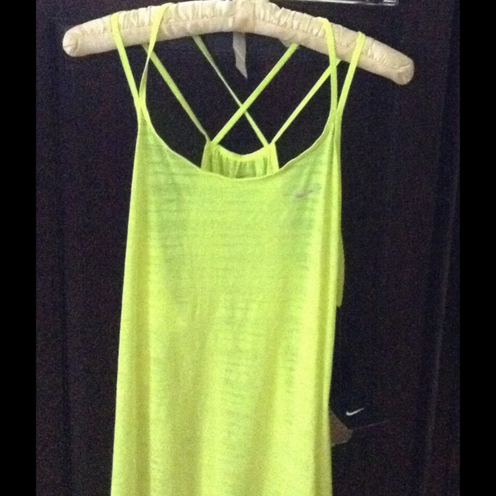 NEW- Nike DRI-fit Cool Strap training tank top.