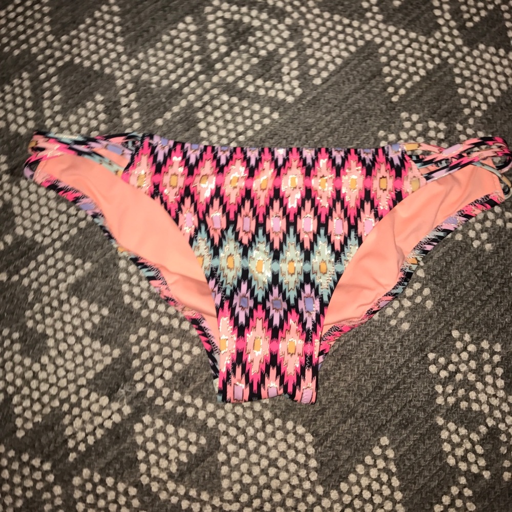 Bikini Bottoms. never worn.
