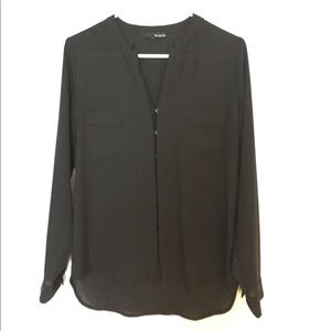 Black button front flowy blouse