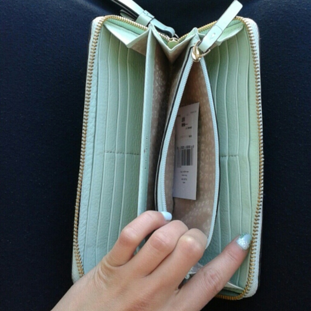 SALE!!! Kate Spade Leroy Street Mint Mojito Wallet - Picture 4 of 8