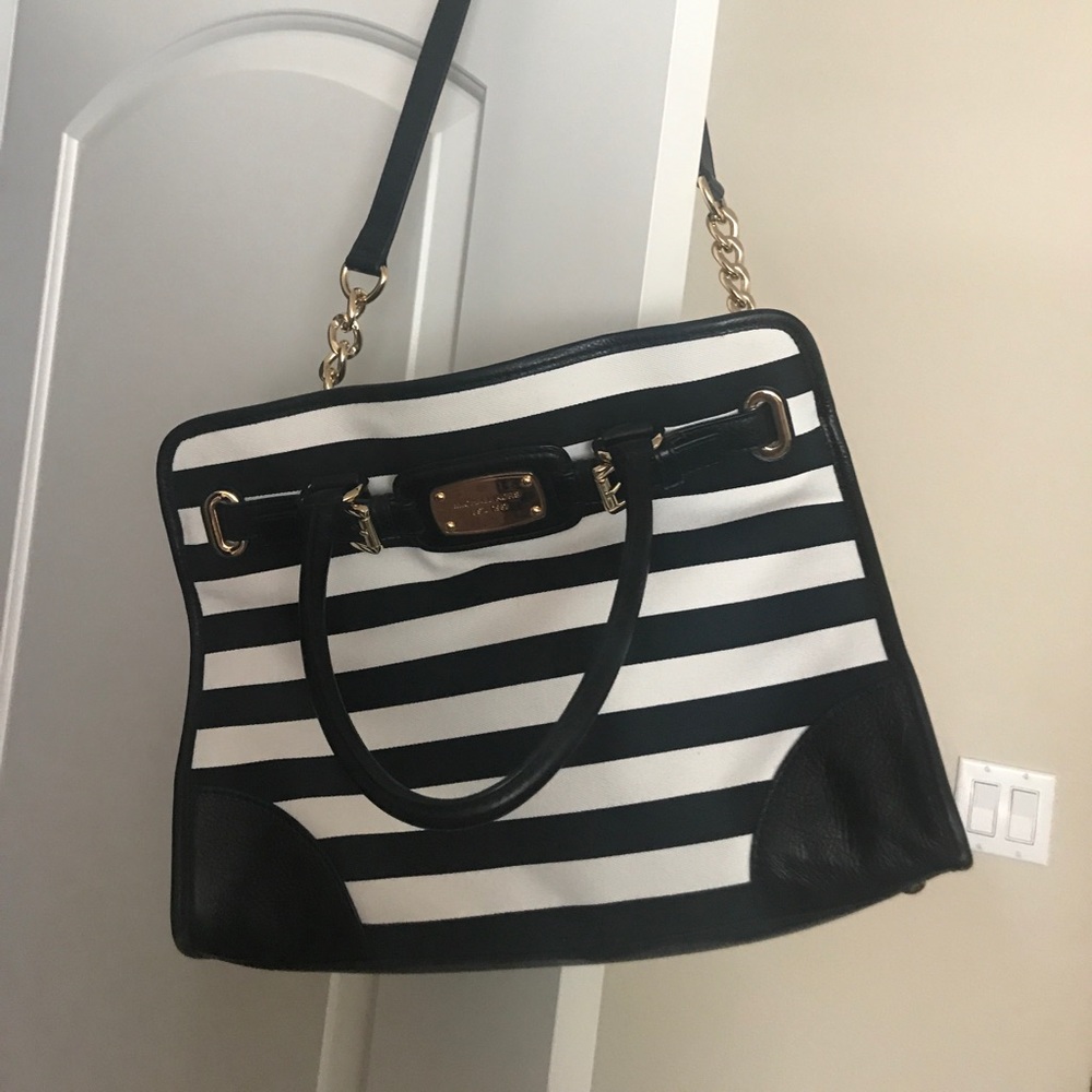MK purse
