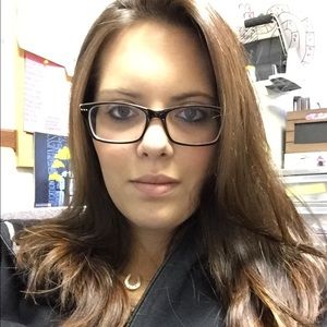 Meet your Posher, Melissa