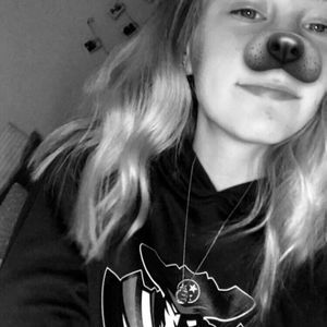 Meet your Posher, Avery