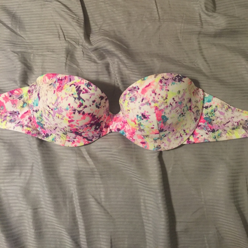 Victoria Secret bikini top! Size 32B