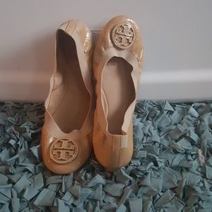 Tory Burch  Carolina