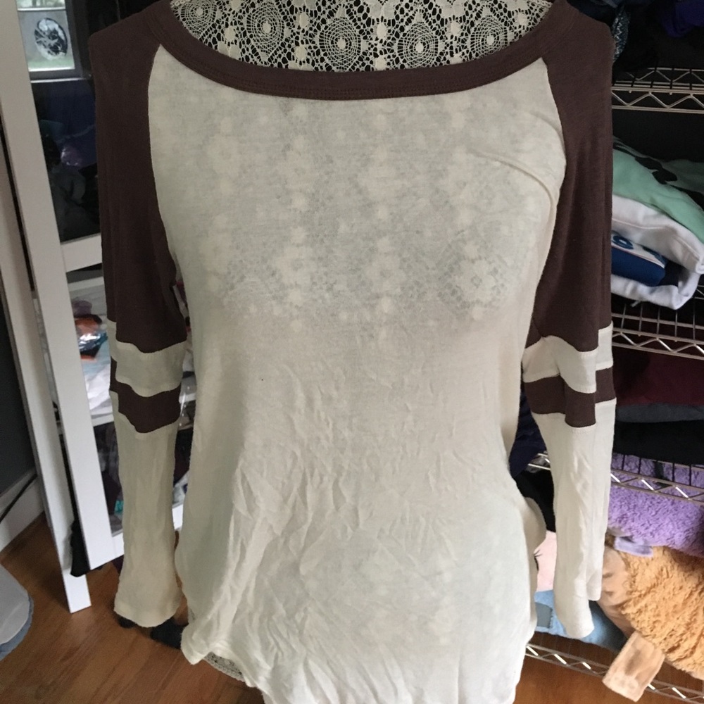 long sleeve baseball raglan tee!
