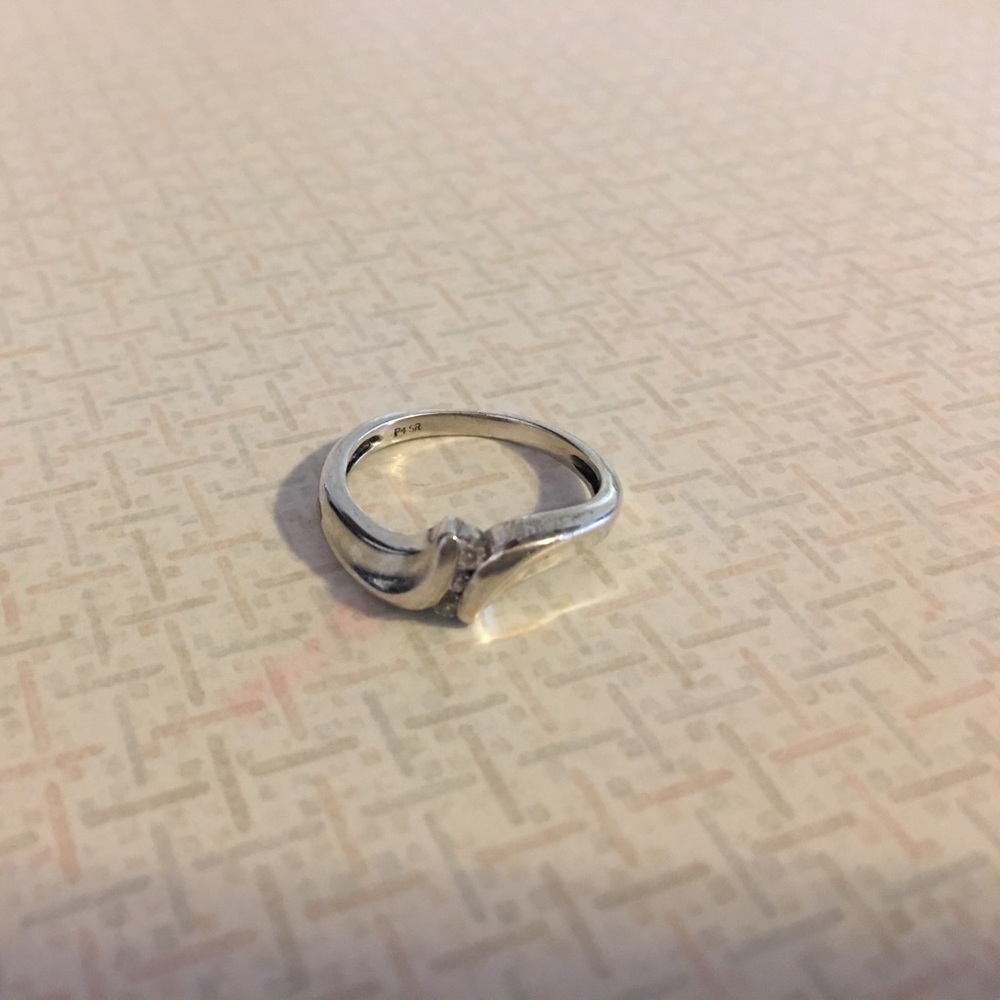 Ring from Harry Ritchie's - Picture 4 of 4
