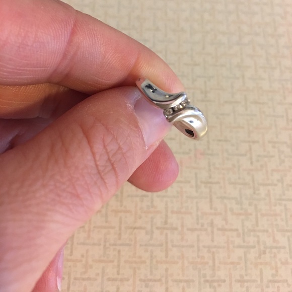 Ring from Harry Ritchie's - Picture 2 of 4