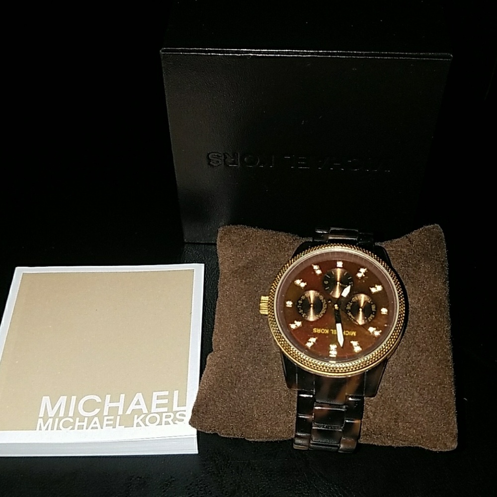 💕MICHAEL KORS WATCH   MK-5038 AUTHENTIC