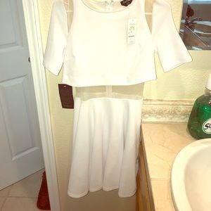BEBE White CUTE dress
