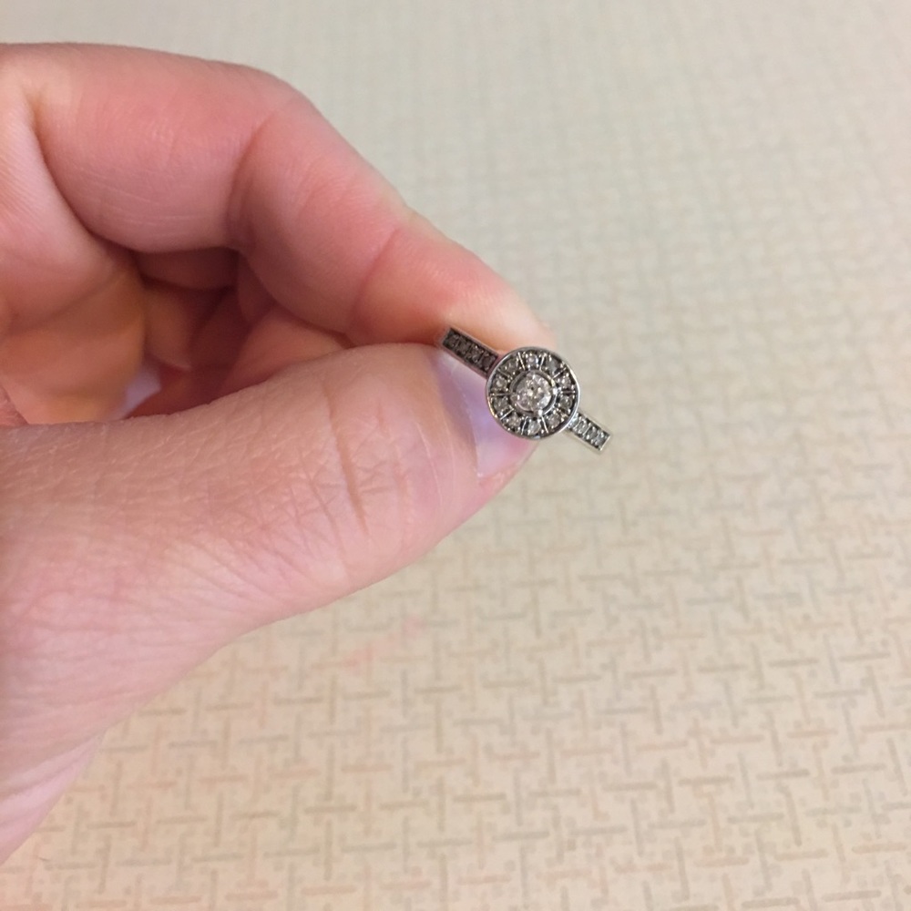 Harry Ritchie's ring - Picture 3 of 4