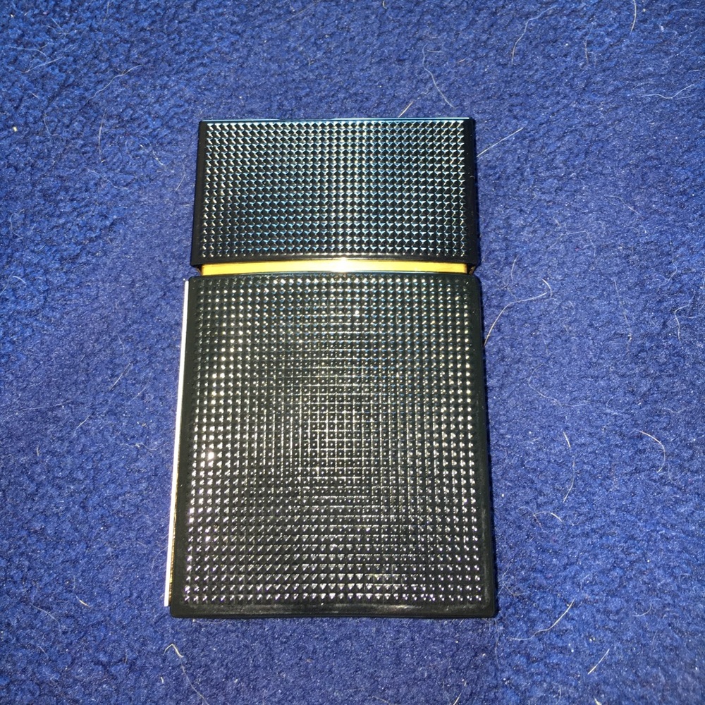 Elizabeth and James Perfume (BLACK)