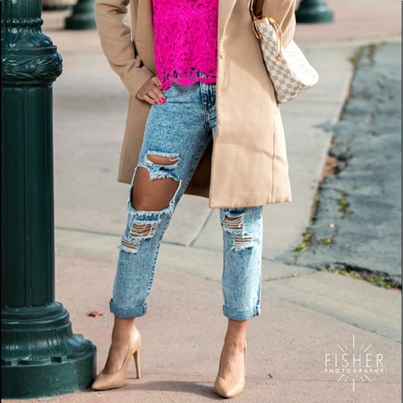 ⚜️Distressed Jeans. Mid Waist & crop bottom - Picture 2 of 6