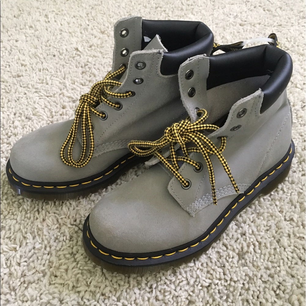 💠NEW💠 DR. MARTENS