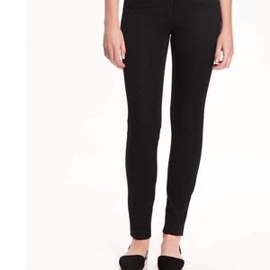 Old Navy, Black Pixie Pants, Size 4 Regular