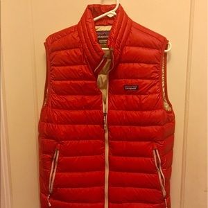Men's Patagonia vest.