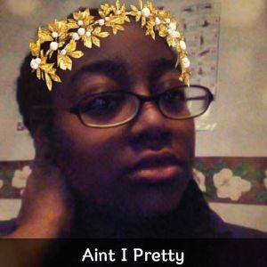 Meet your Posher, Glynise