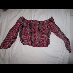 PAC Sun patterned off the shoulders crop top