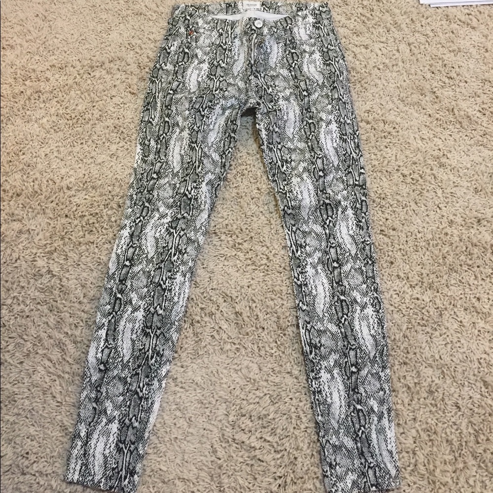 BNWT Hudson snakeskin print jeans
