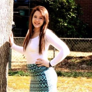 Meet your Posher, Olivia