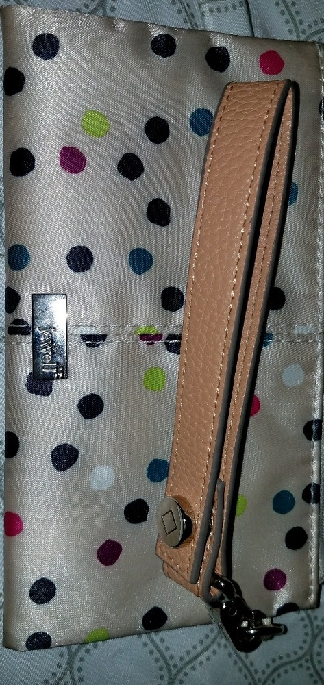 Thirty-One polka Dot wristlet