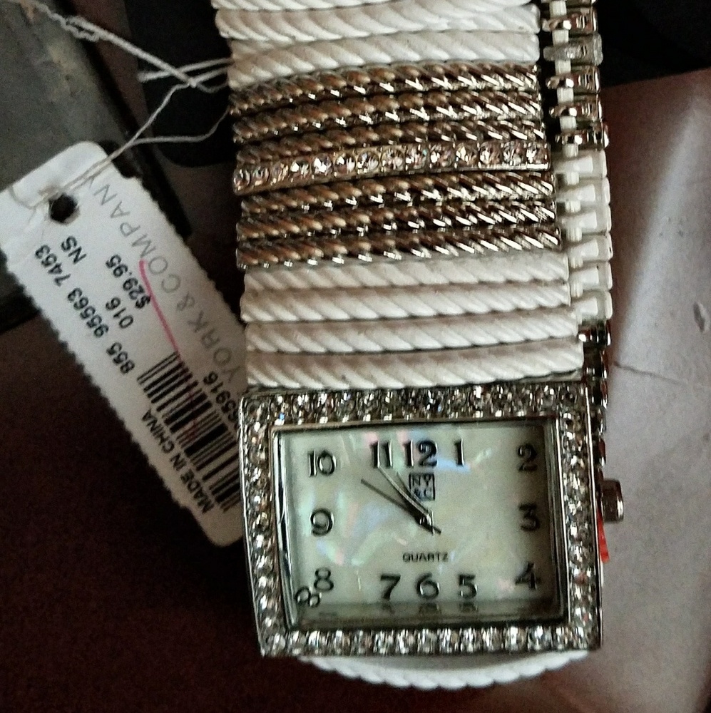 Bracelet watch