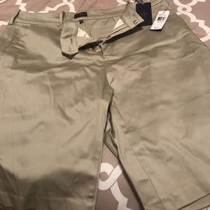Nydj khaki Bermuda shorts 18w