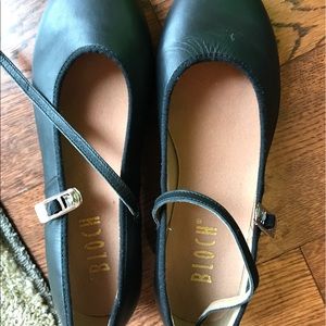Bloch size 6 (women's) tap shoes!🎼🎼