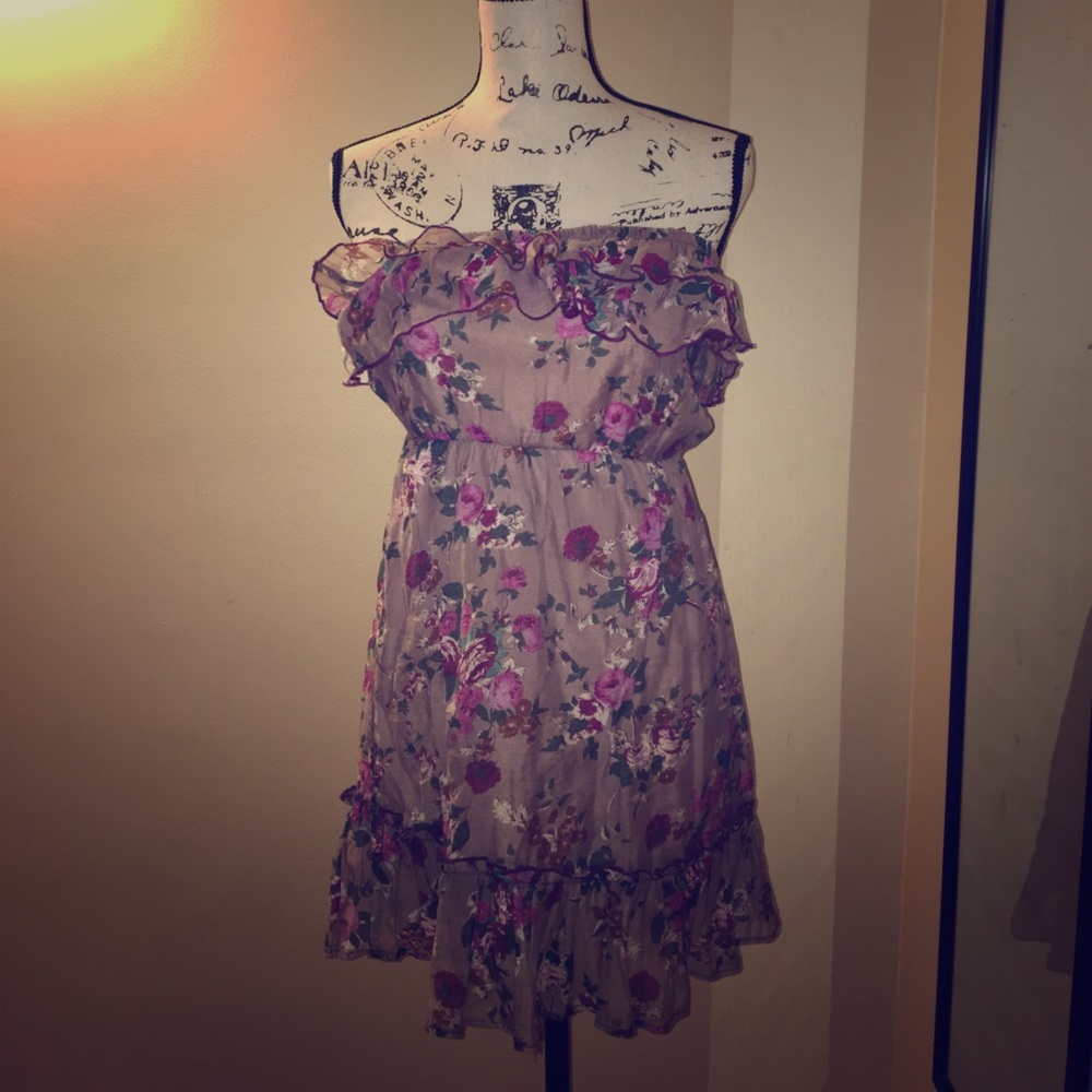 Strapless dress