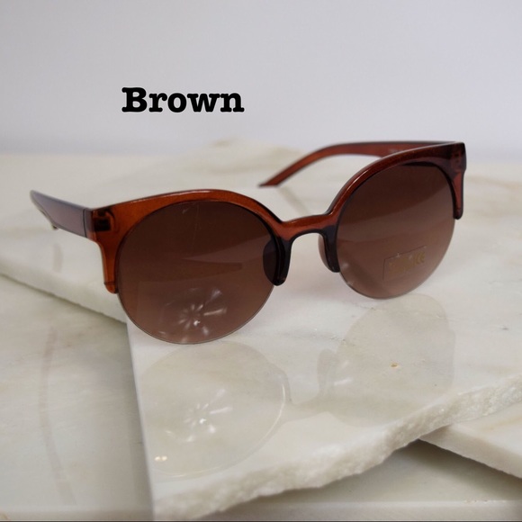 Round Sunglasses - The Celeb - Picture 4 of 8