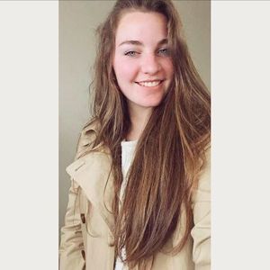 Meet your Posher, Esther