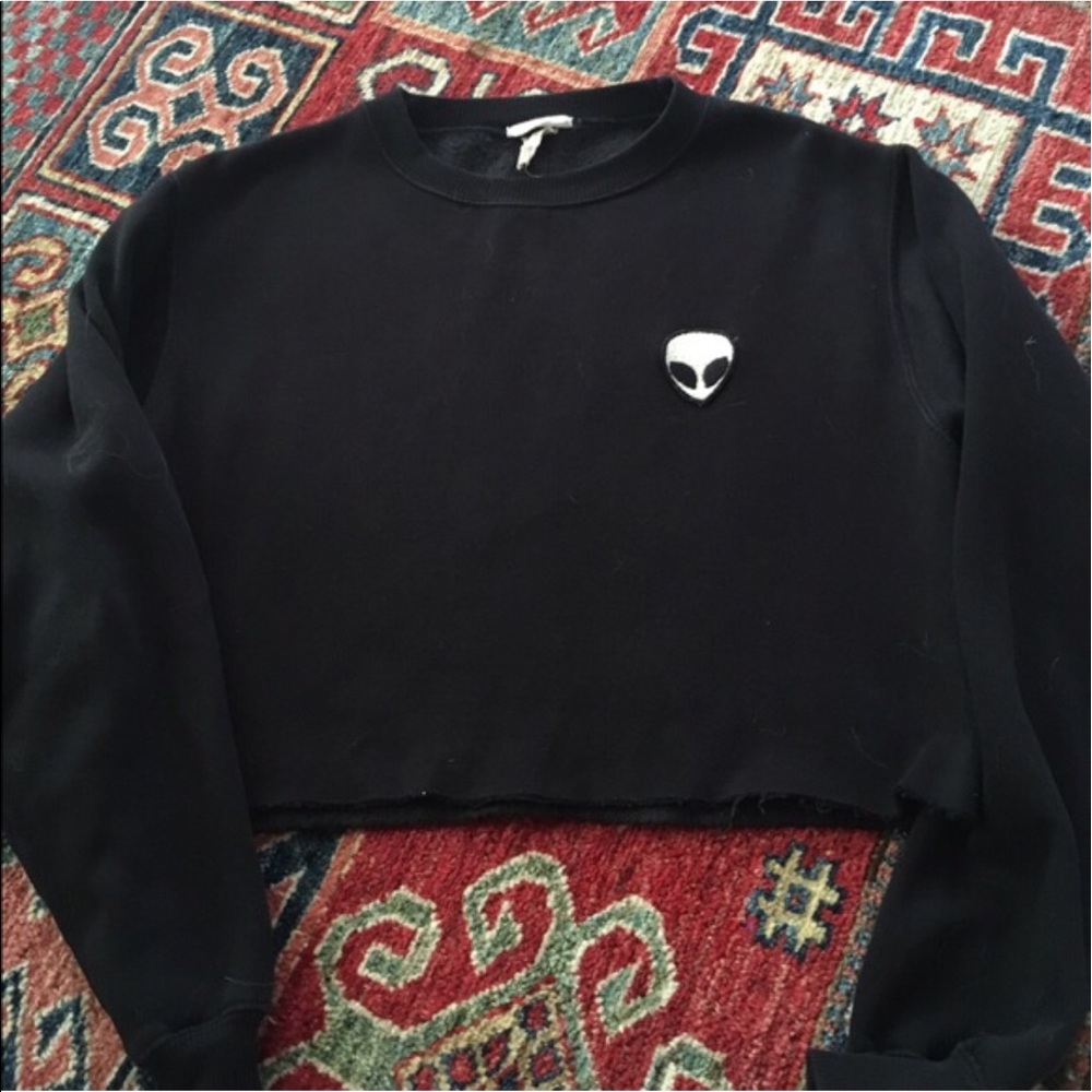 alien sweatshirt