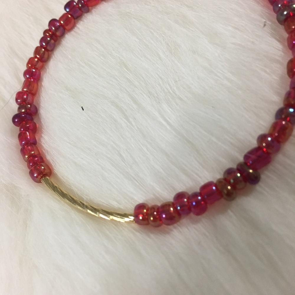 ๐บ3 for $18 Handmade red seed bead bracelet - Picture 3 of 3