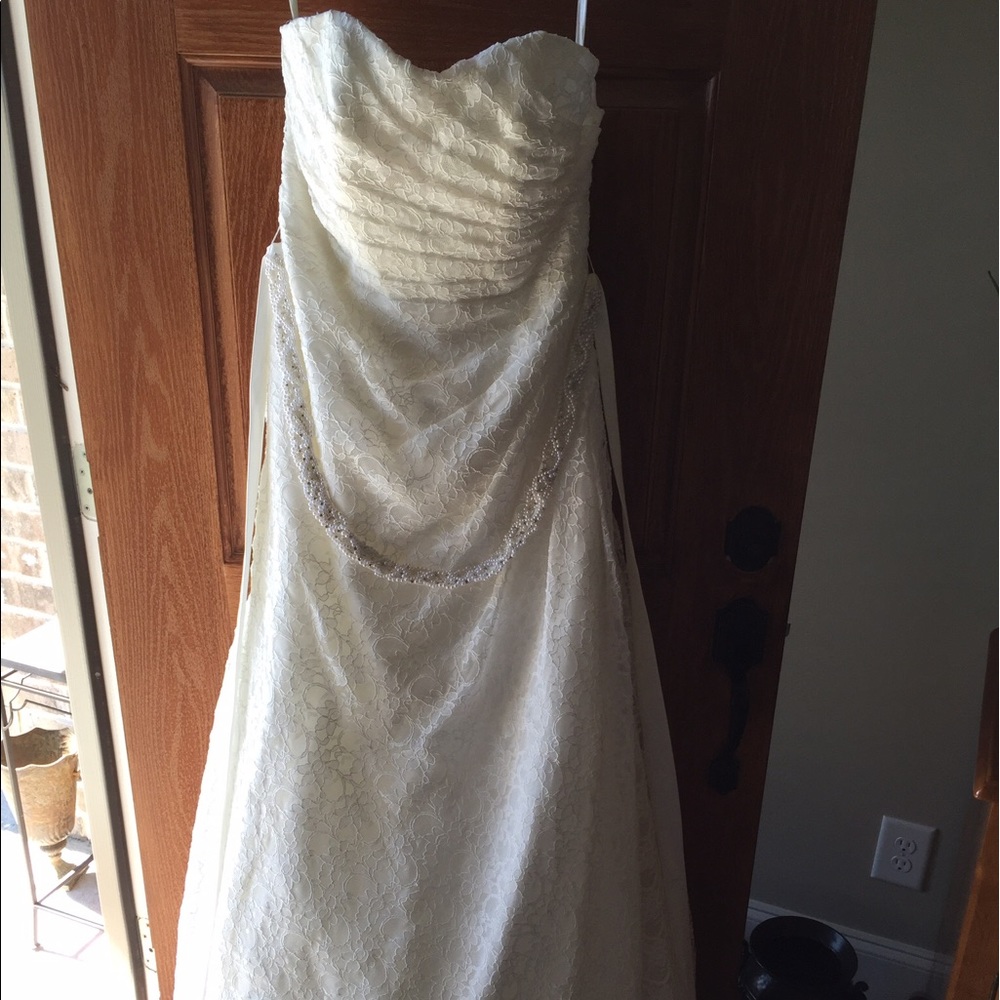 Mori Lee wedding dress in ivory with corset back